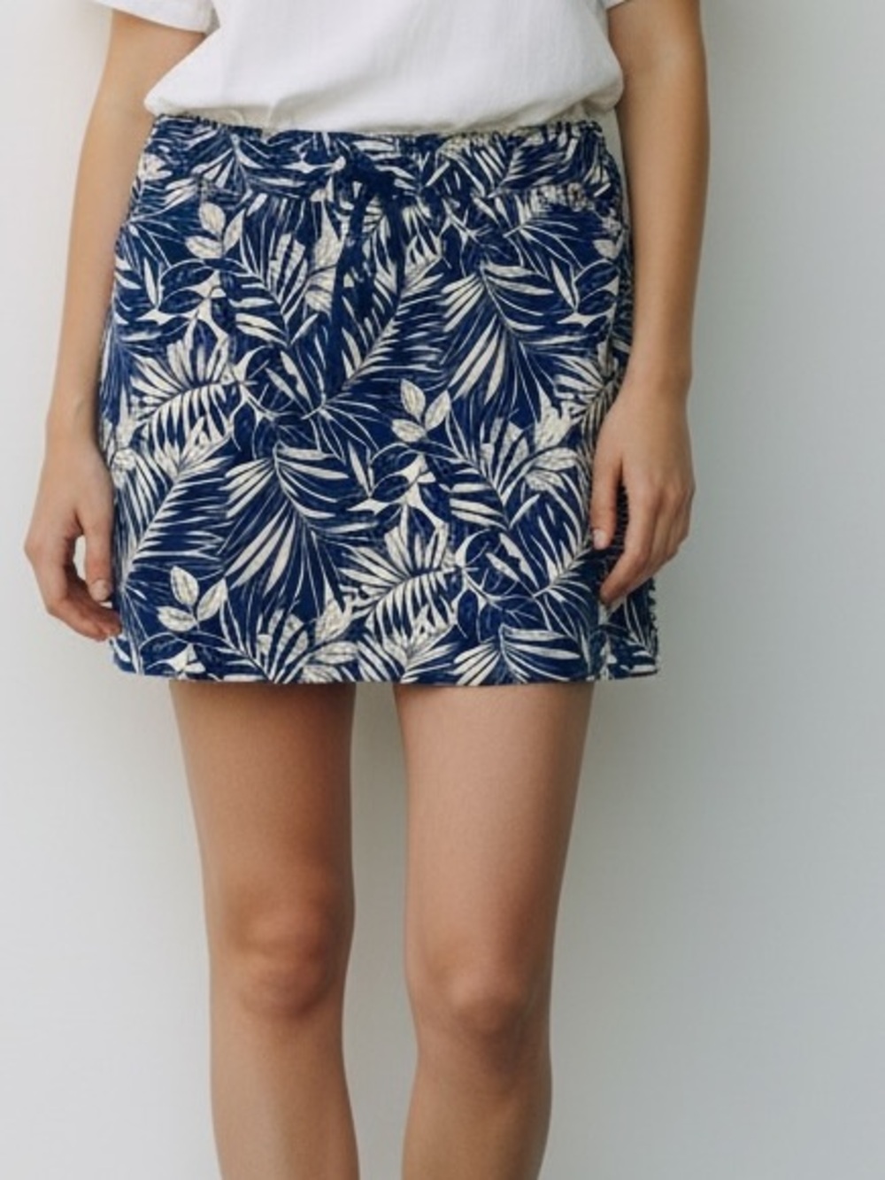Chico’s Women’s Blue/White Tropical Leaf Print Tennis Activewear Skort Sz-3 Y2K